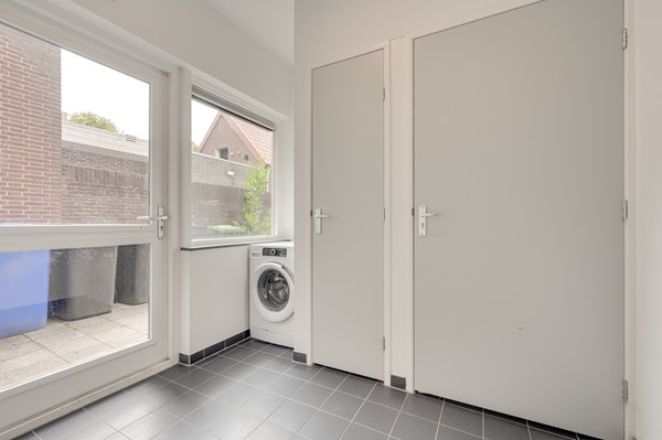 Medium property photo - Dorpsstraat 8, 4507 BK Schoondijke